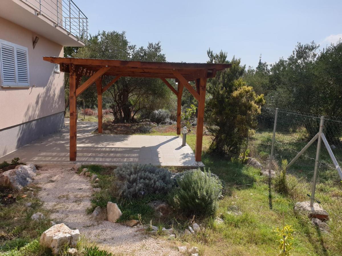 Olive Apartments Ugljan Luaran gambar