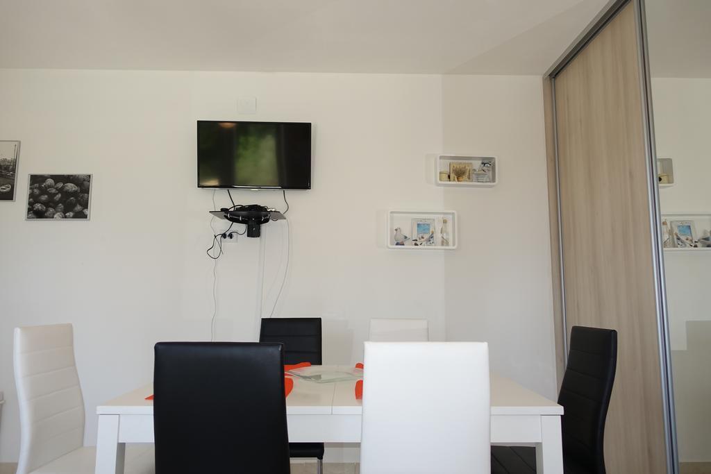 Olive Apartments Ugljan Luaran gambar