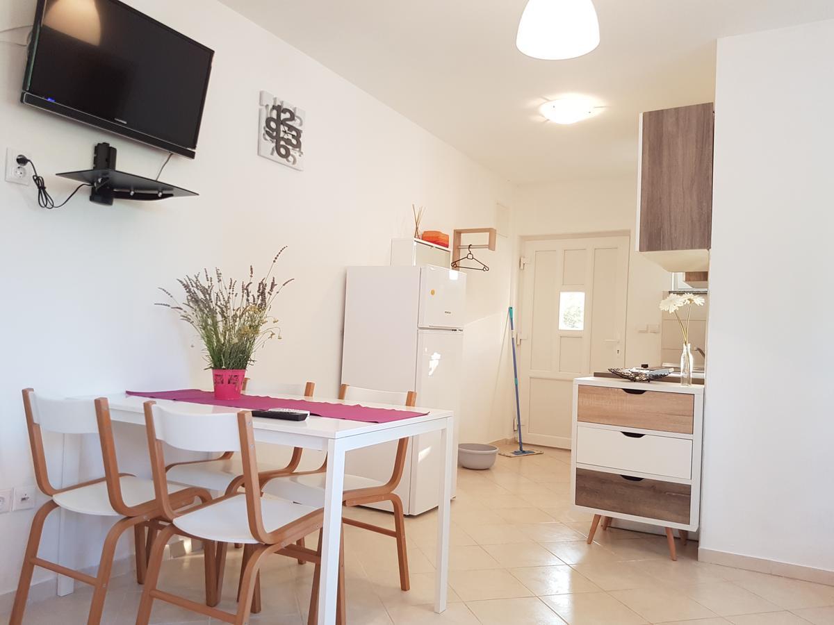 Olive Apartments Ugljan Luaran gambar
